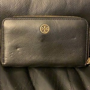 Tory Burch leather wallet